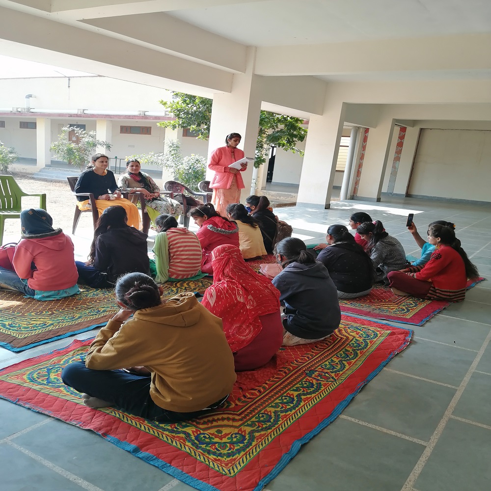 dispersal meaning in hindi in science